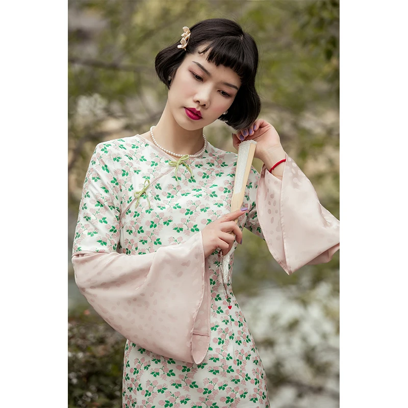 

Warbler crow, top ulara wind restoring ancient ways is jacquard twirls cheongsam of the republic of China