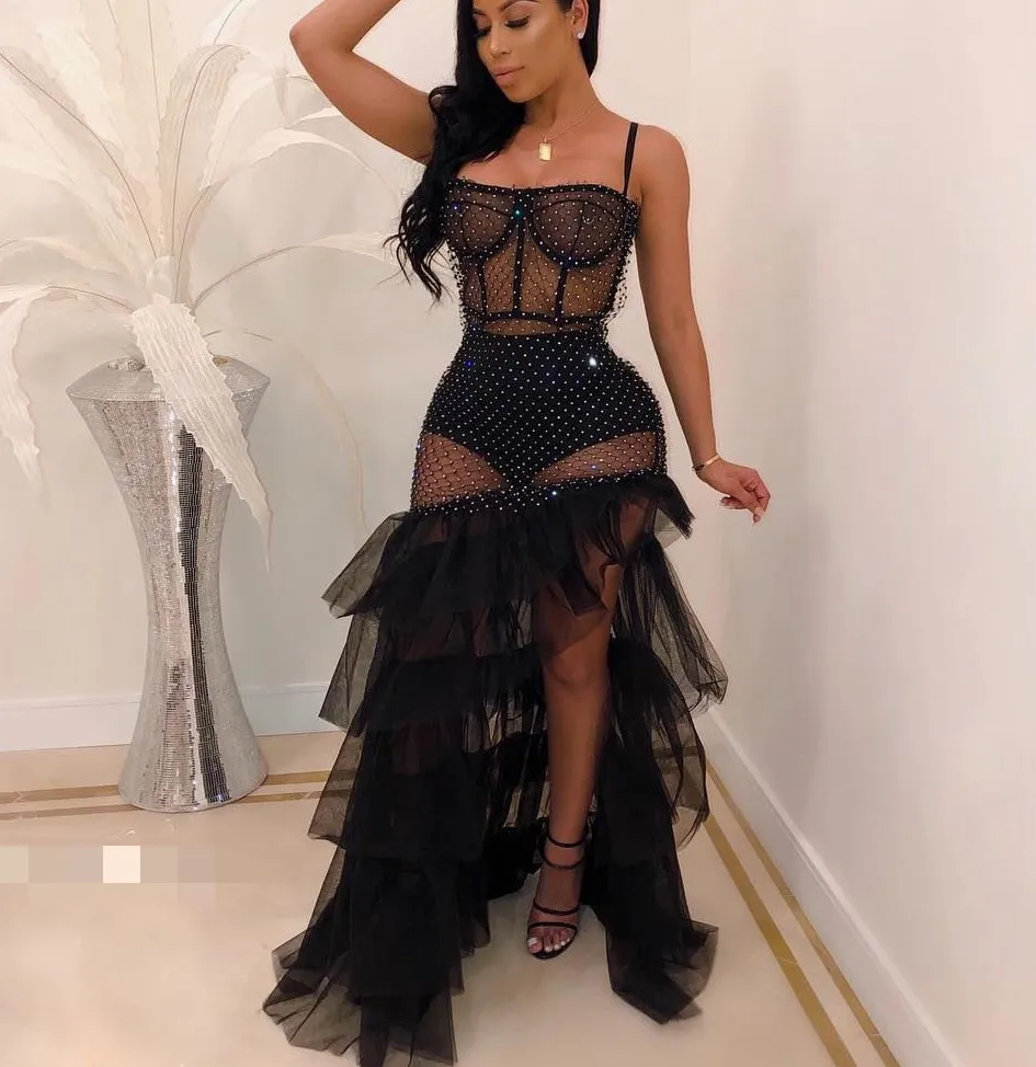 Модные черные вечерние платья без рукавов с многослойной сеткой и рюшами на