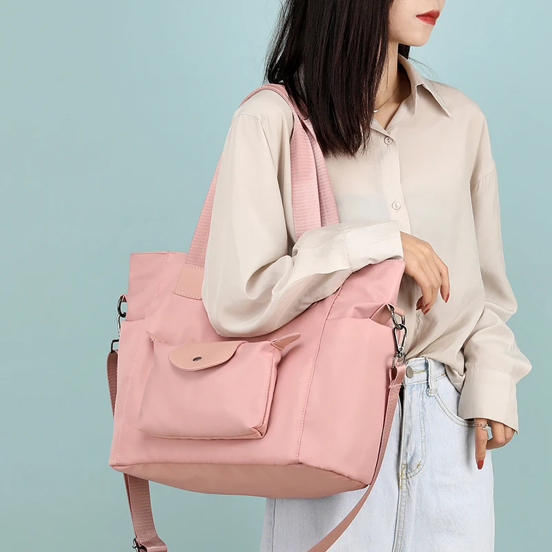 Вместительные женские сумки через плечо мессенджеры известные дизайнеры