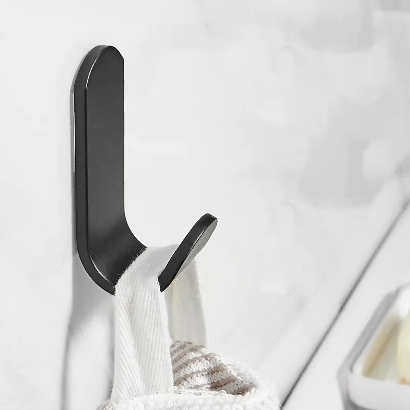 Декоративный крючок в скандинавском стиле черного/белого цвета из алюминия без