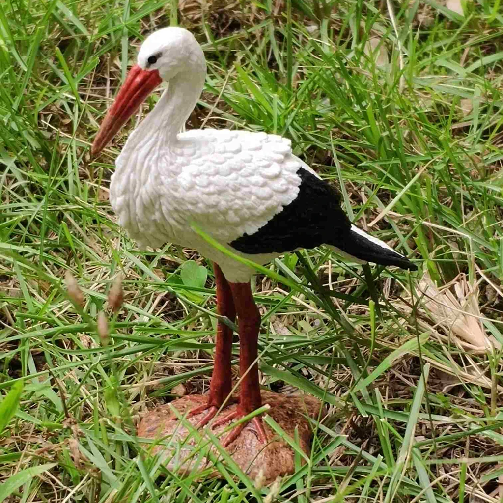 

2 Pieces Artificial Animal Models Crane Garden Statues Durable Outdoor Sculptures Make Great Home Decor