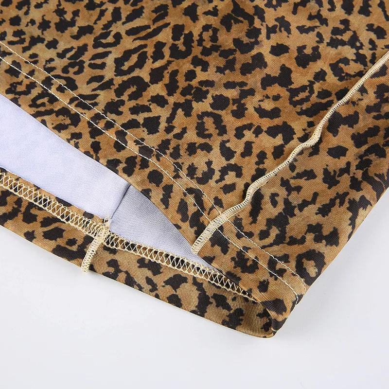 

Women's Sexy Leopard Camisole, Trendy Spaghetti Strap Sleeveless Bowknot Front Crop Cami Top