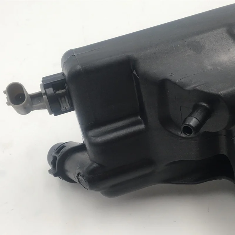 

17137607482 For BMW 1 3 Series X1 Z4 E90 E92 E93 318i 320i 325i Engine Coolant Sensor Reservoir Overflow Tank Top Quality