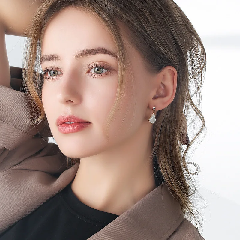 

Exquisite fan shell earrings antiallergic s925 needle ear stud ring fashion jewelry eardrop earring fashion accessories ear clip