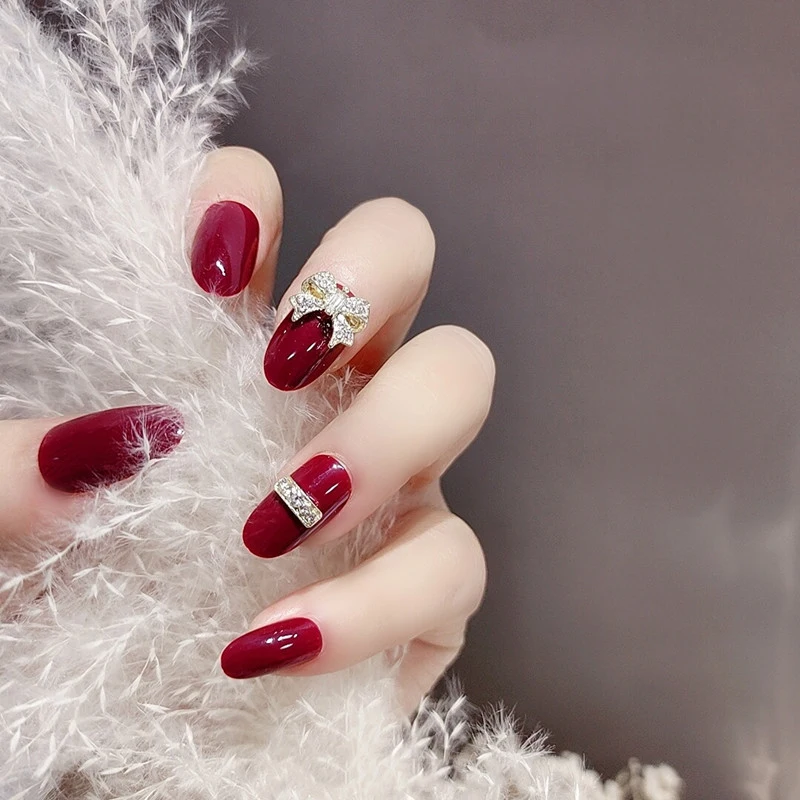 

24pcs Shiny Bow Nail Patch Glitter Style Red Color Wedding Bridel Women Girl Nail Art Decorations False Nail Patch Wearable