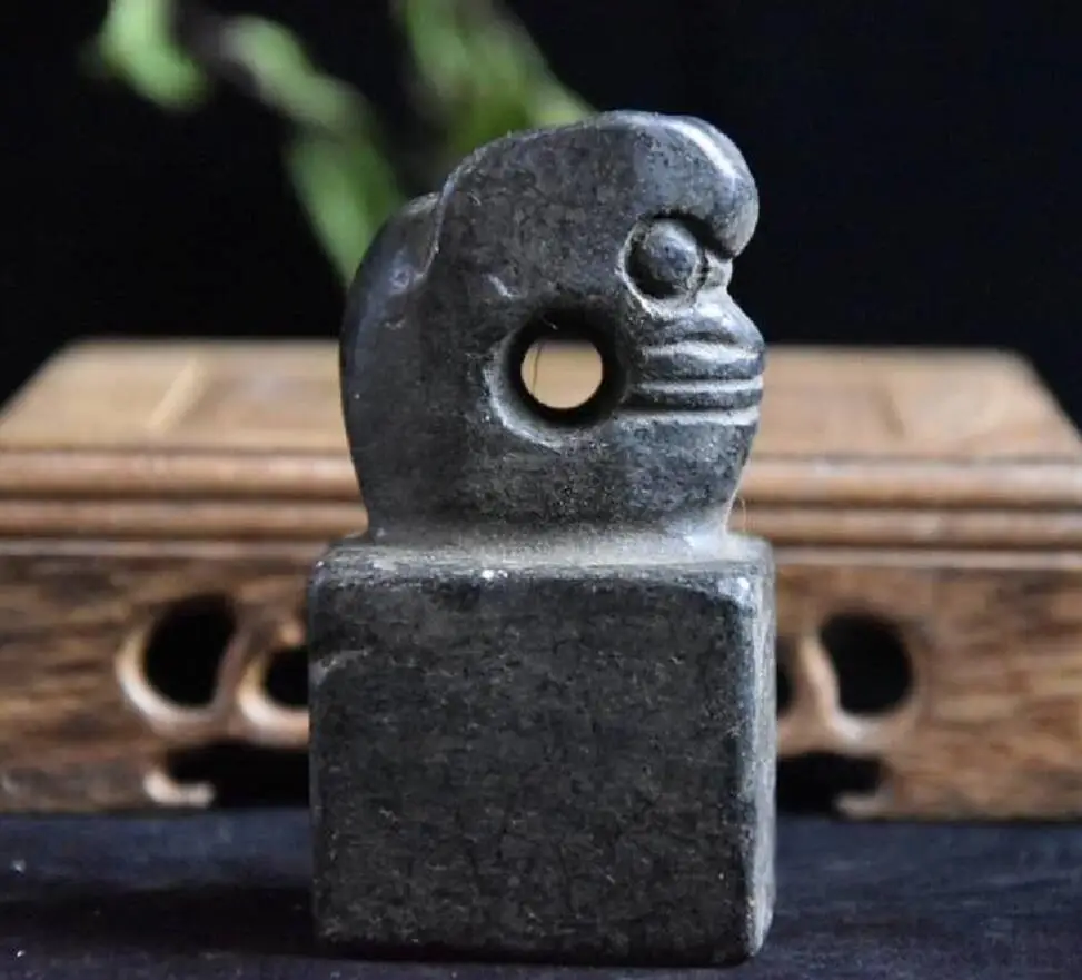 

Hongshan culture archaize black iron meteoritesculptureseal statue
