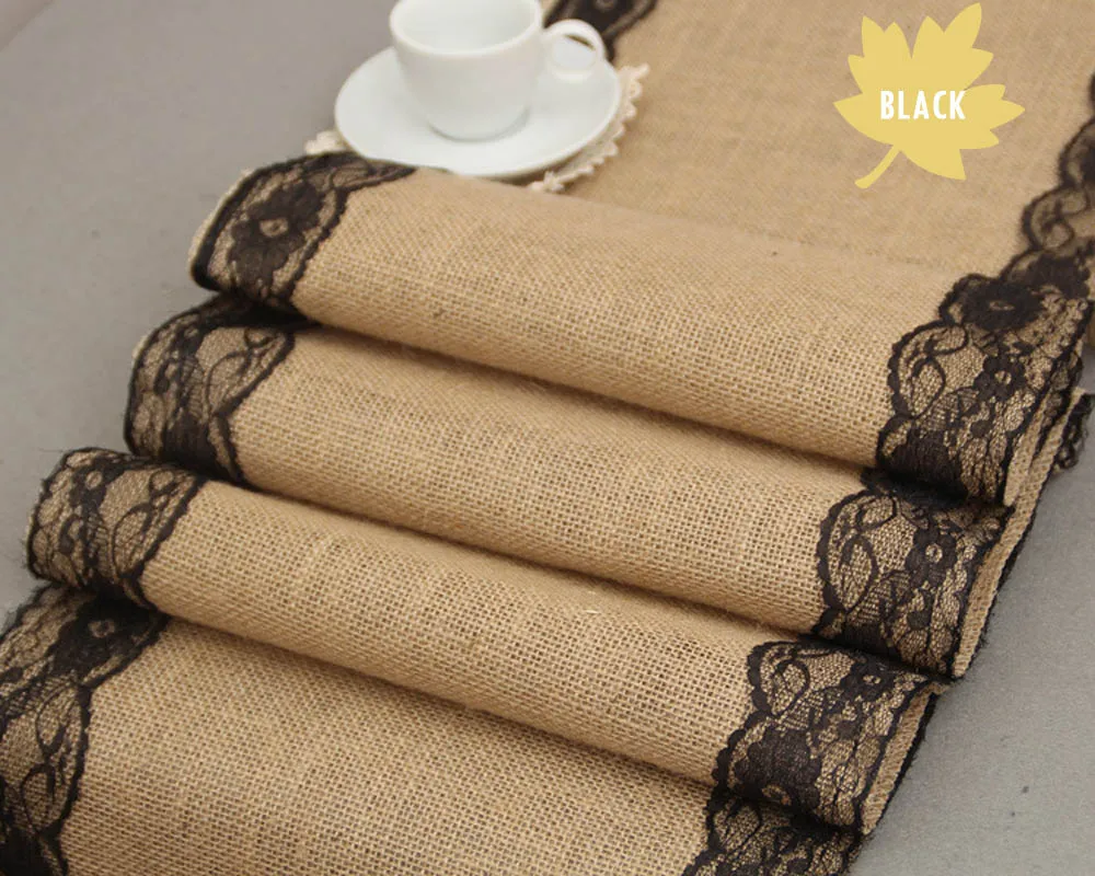 Винтажная настольная дорожка с белыми черными розовыми синими кружевами