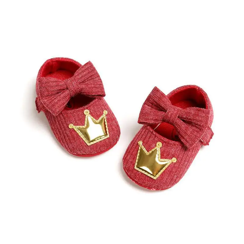 Для тех кто только начинает ходить новая одежда для малышек детская обувь