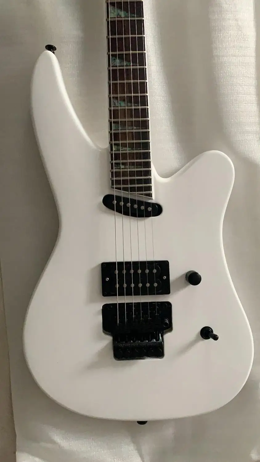 Оптовая продажа электрическая гитара модели Джексон цельнокроеная горловина