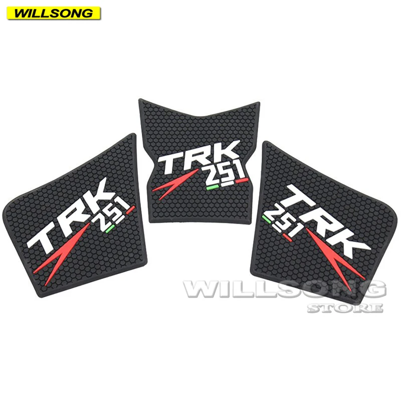 

Silica Gel Anti Slip Sticker Tank Pad Side Knee Grip Protector For Benelli TRK251 Motorcycle Accessories LOGO