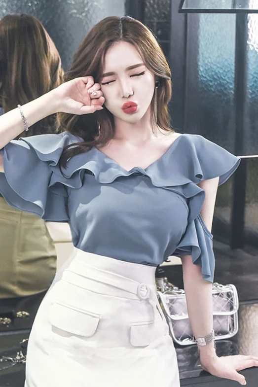 

COIGARSAM Fashion Ruffles blouse women New Summer Office Lady Chiffon blusas womens tops and blouses Pale Blue 938