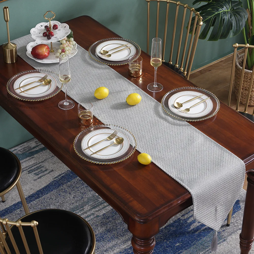 Традиционная скатерть однотонная для стола свадебная гостиничная