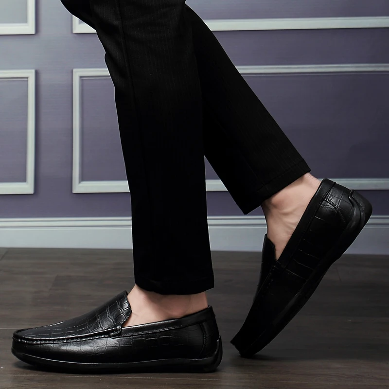 

Genuine Leather Cow Loafers men slip on 2021 spring Breathable Men's Shoes Casual Black Shoes Man Flats Driving Shoes For Men