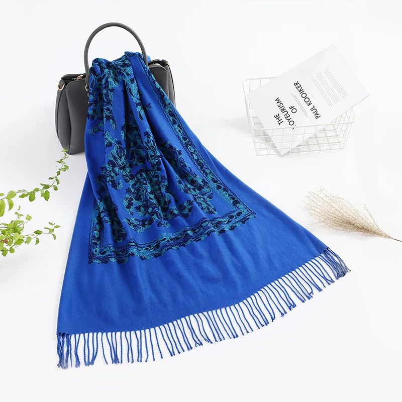 

Retro Ethnic Scarf Female Spring Autumn Thin Sun Protection Foulard Imitation Cashmere Shawl Dual-use Embroiderd Flower Cloak
