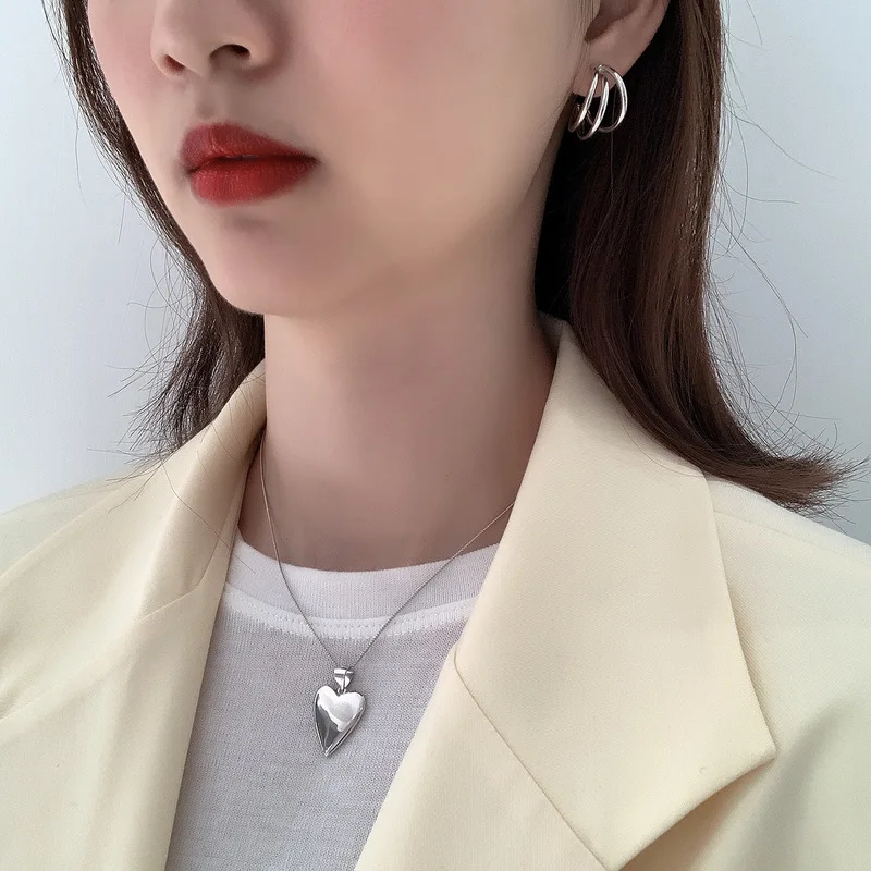 

Timeless Wonder 925 Sterling Sliver Heart Baroque Pearl Choker Necklace Women Jewelry Gothic Punk Trendy Ins Sweet Japan 6634