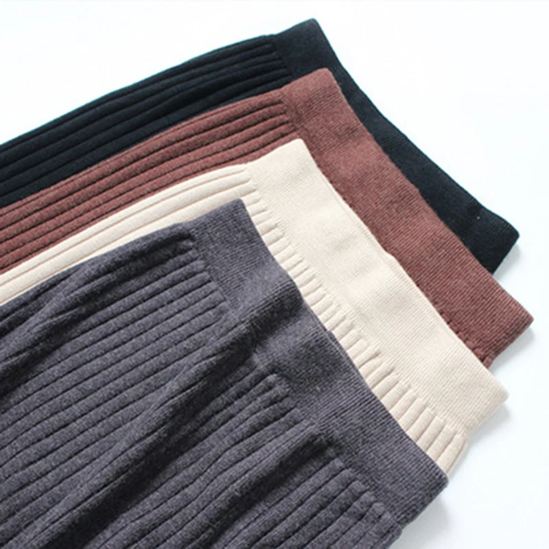 Осенне-зимняя универсальная трикотажная юбка до середины икры и колена