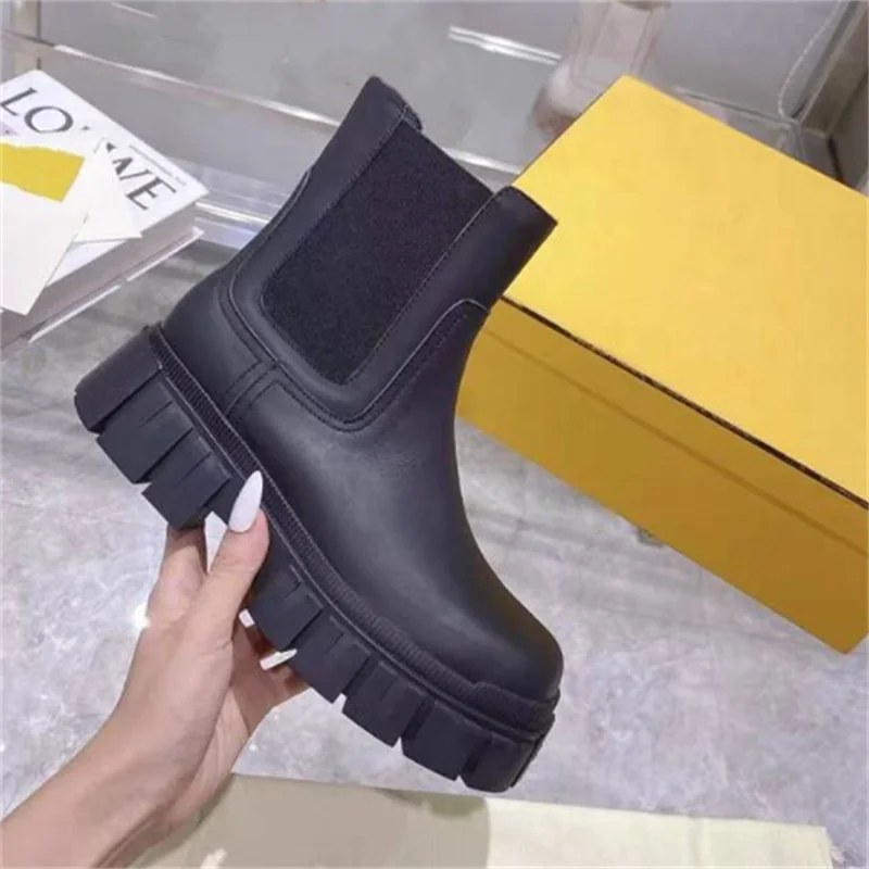 

Platform Fur Boots Solid Winter Botas De Mujer Ankle Chelsea Boots Top Quality Female Shoes Luxury Brand Designer Bottine Femme