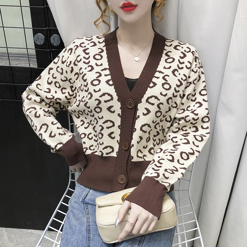 

Autumn Winter Women Knitted Cardigan Coat Leopard Cardigan Sweater Single Breasted Button Cardigan Coat Female Short Kintwear