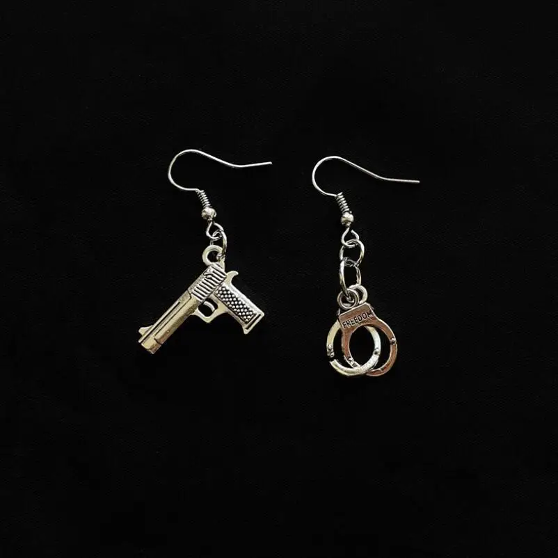 

2020 ins Hot Vintage 90s Butterfly Alloy Silver Color Drop Earrings For Women Girl Trendy Harajuku Cool Hip Hop Cross Earrings