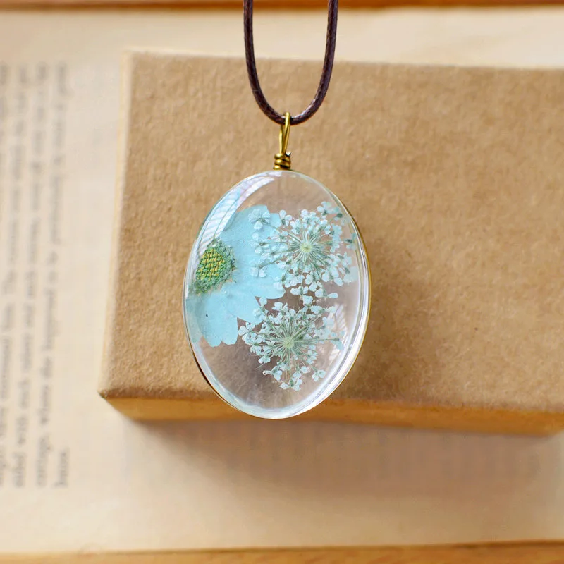 

Literary and Fresh Natural Dried Flowers Handmade Real Flower Necklaces Jewelry Creative Gifts Butterfly Necklace Chains