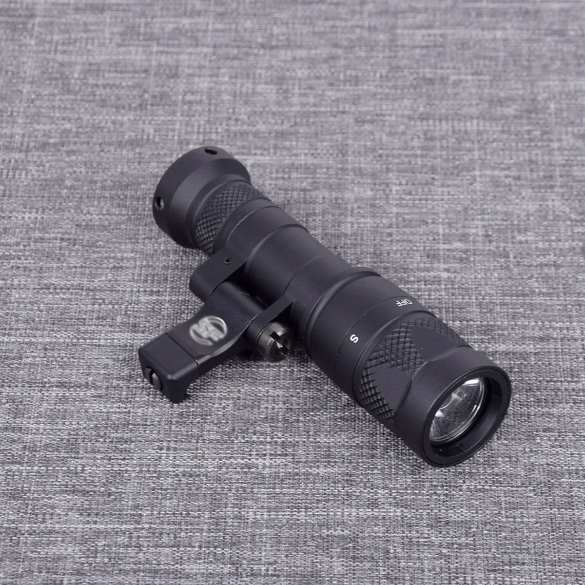 Тактический светильник для оружия SF M340V постоянный стробоскоп дистанционная