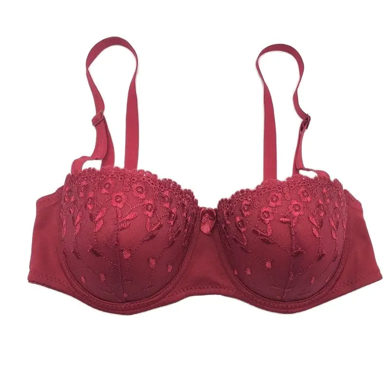 

Кружевной бюстгальтер с чашками пуш-ап и вышивкой