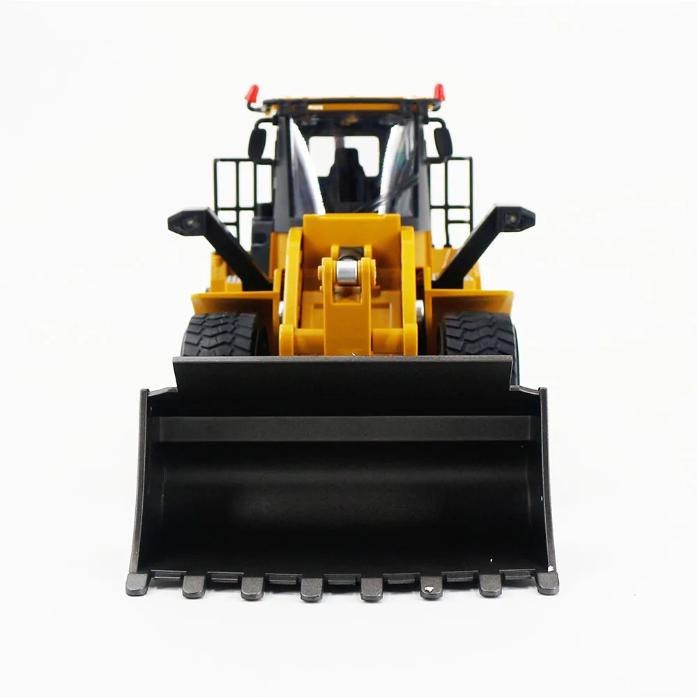 HUINA 1:24 Alloy RC Truck Bulldozer Wheel Shovel Loader Tractor Model Engineering Car 6 Channel Radio Controlled Cars Boys Toys enlarge