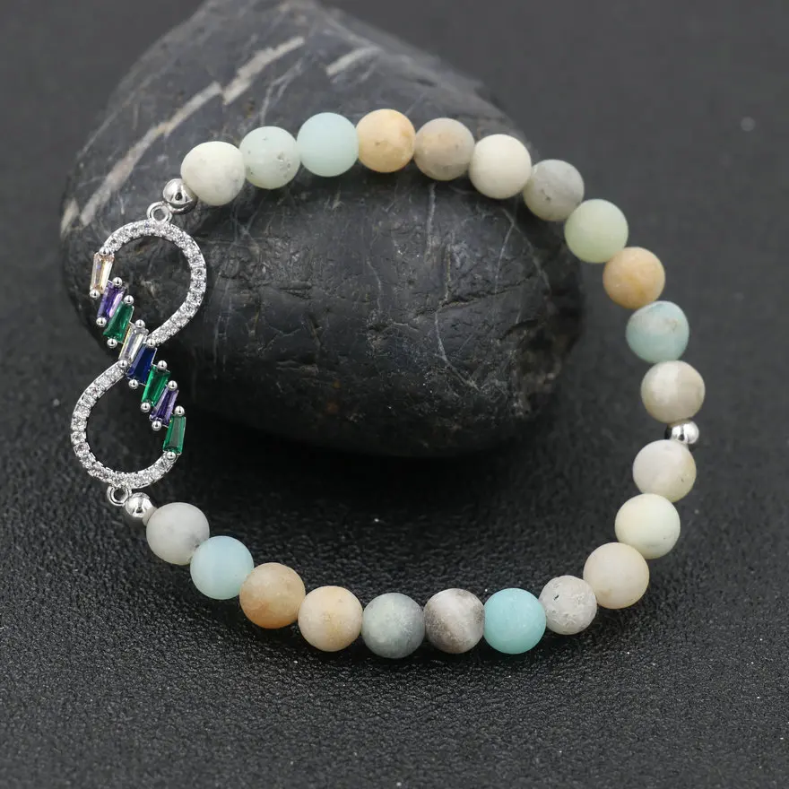 Блестящий серебряный браслет с микро кристаллом циркония 8 Бесконечность