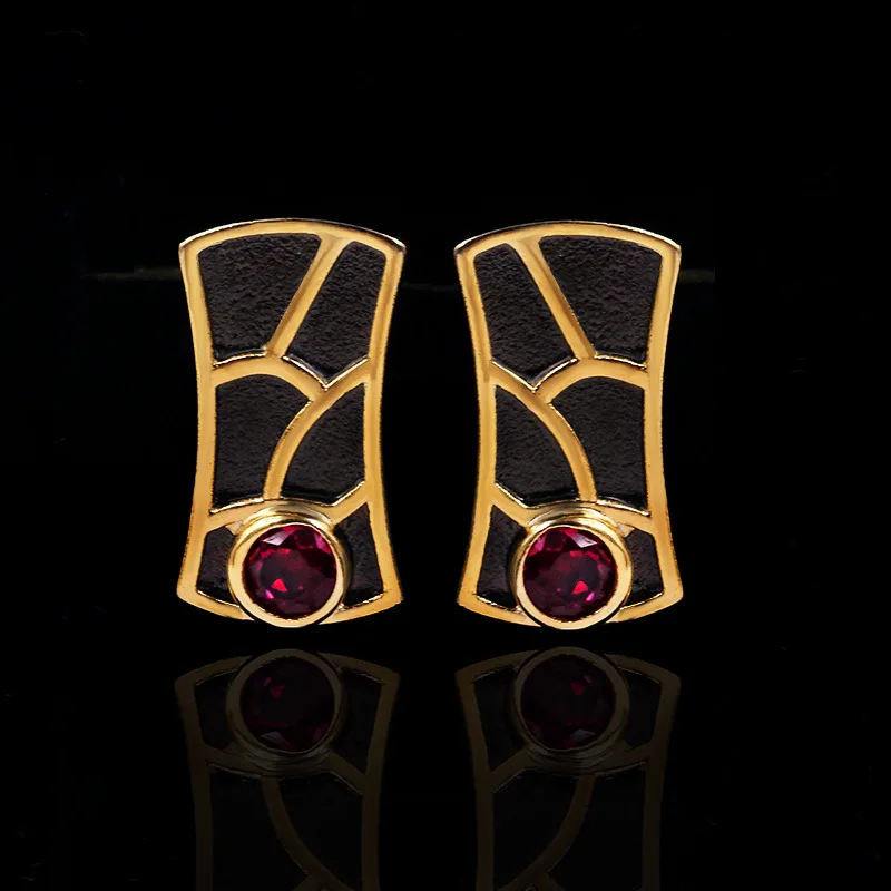 

S925 серебро винтажные Элегантные полый лист серьги гвоздики для женщин Роскошные двухцветные часы: золотистый ремешок и Красный Циркон Свад...