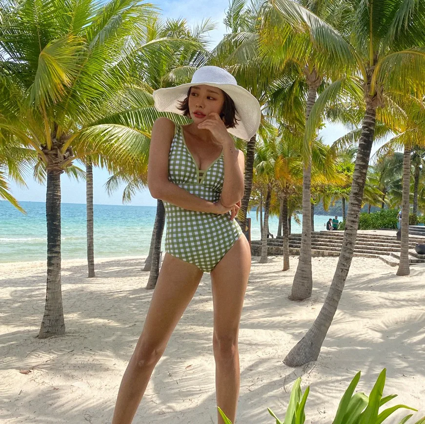 Цельный купальник в Корейском стиле женский клетку купальный костюм высокого