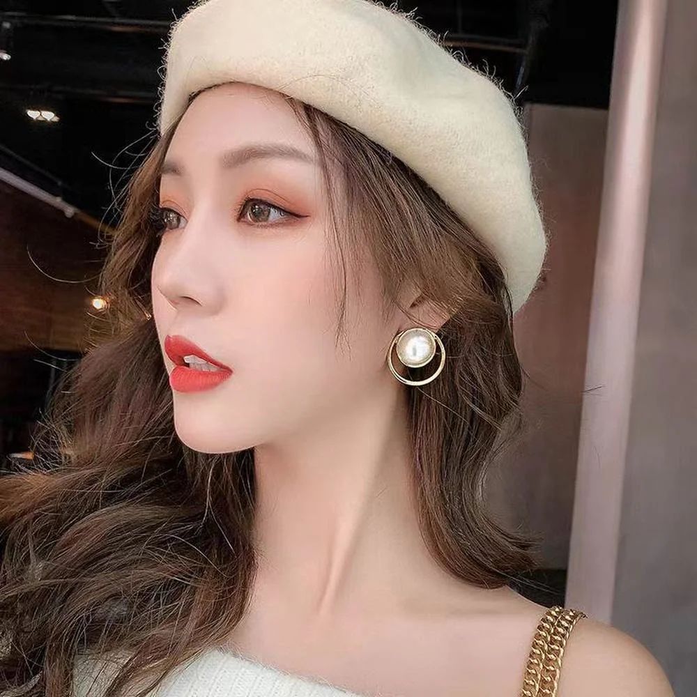

New Pearl Earrings 2021 Trend Korean Fashion Minimalistic Earrings For Women Jewelry Cute Earring Aesthatic Grunge Wholesale
