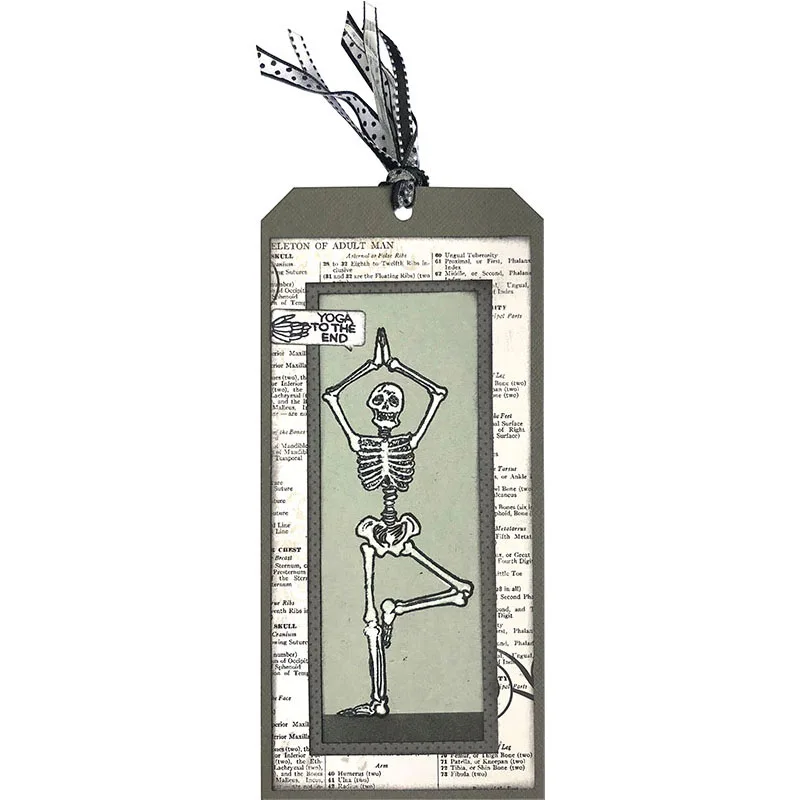 Прозрачные штампы в виде черепа человека делающего йогу и фразы на Хэллоуин для