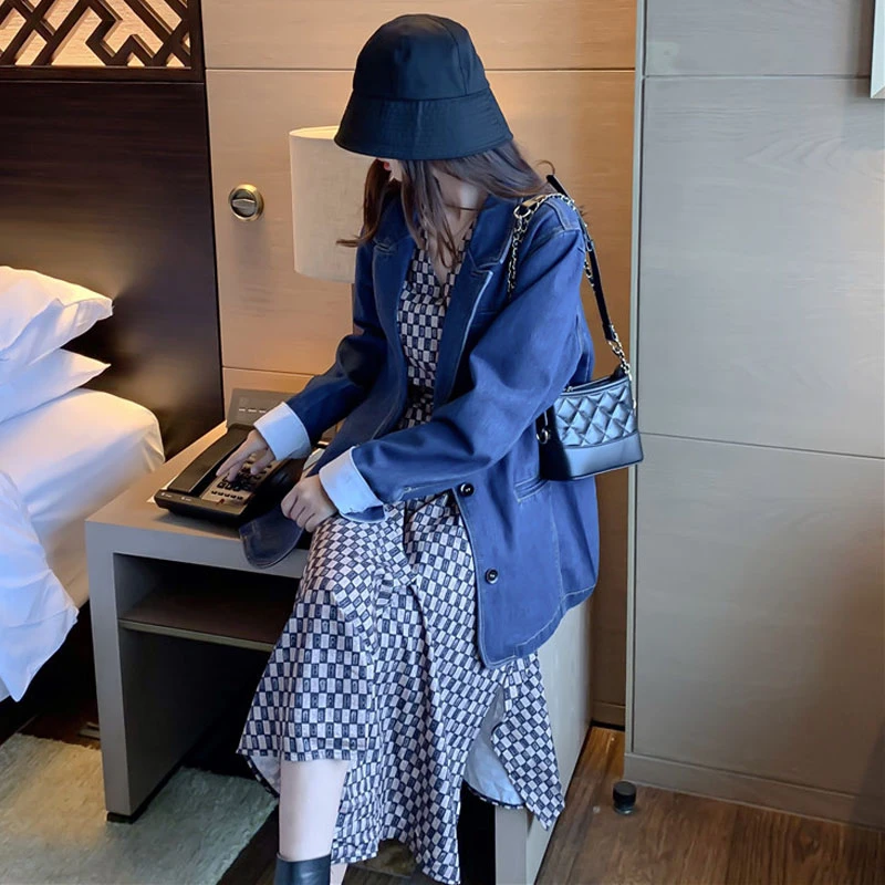 Новинка 2020 Весенняя джинсовая куртка для женщин офисный женский Джинсовый