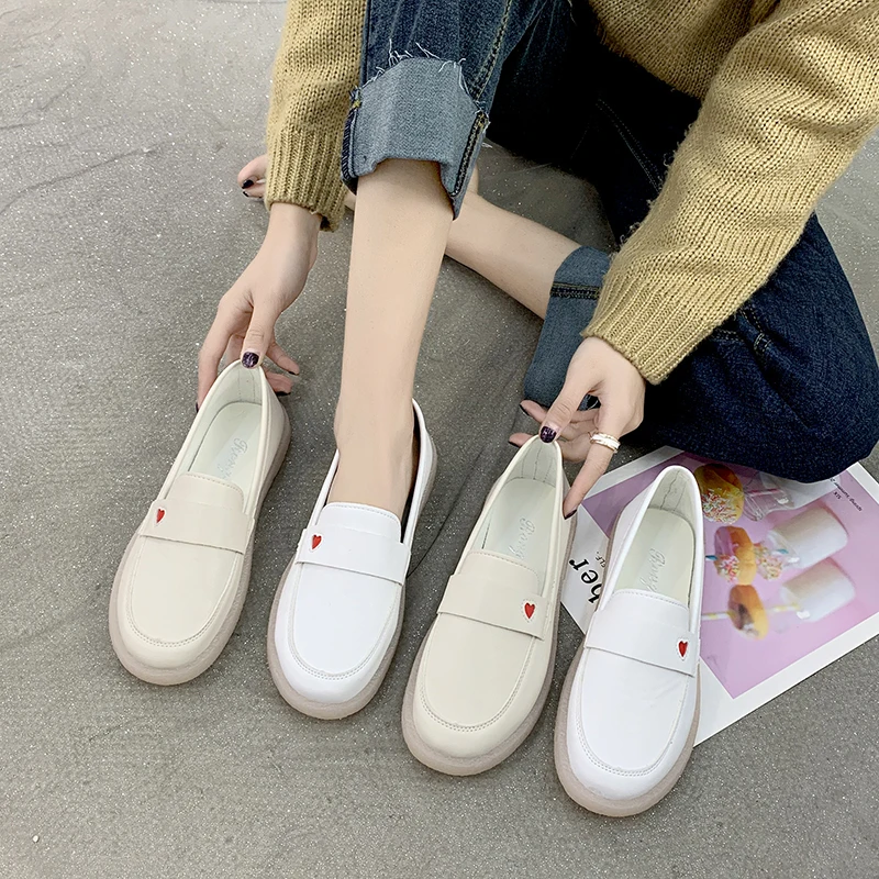 

Casual Woman Shoe Round Toe Shallow Mouth Slip-on Soft Female Footwear Moccasin Summer Slip On New Nurse Dress Small Spring Slip