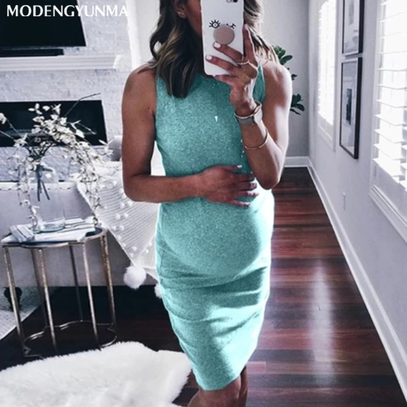 Черное облегающее элегантное офисное женское платье для работы однотонное мини