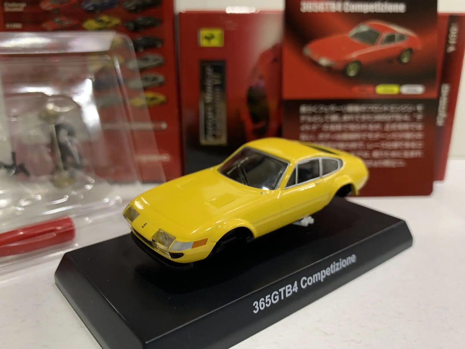 

1/64 KYOSHO Ferrari 365 GTB4 Competizione Collection of die-cast alloy assembled car decoration model toys