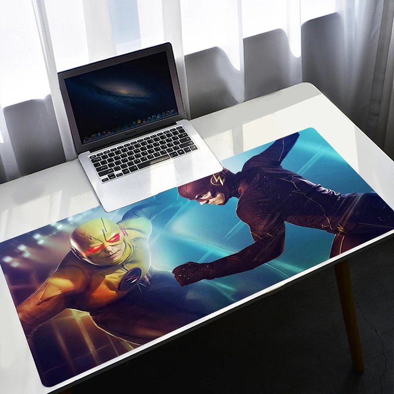 

Flash Extra Large Gaming Mousepad Big Computer Gamer Mouse pad Anti-slip Natural Rubber with Locking Edge Gaming Mouse Mat