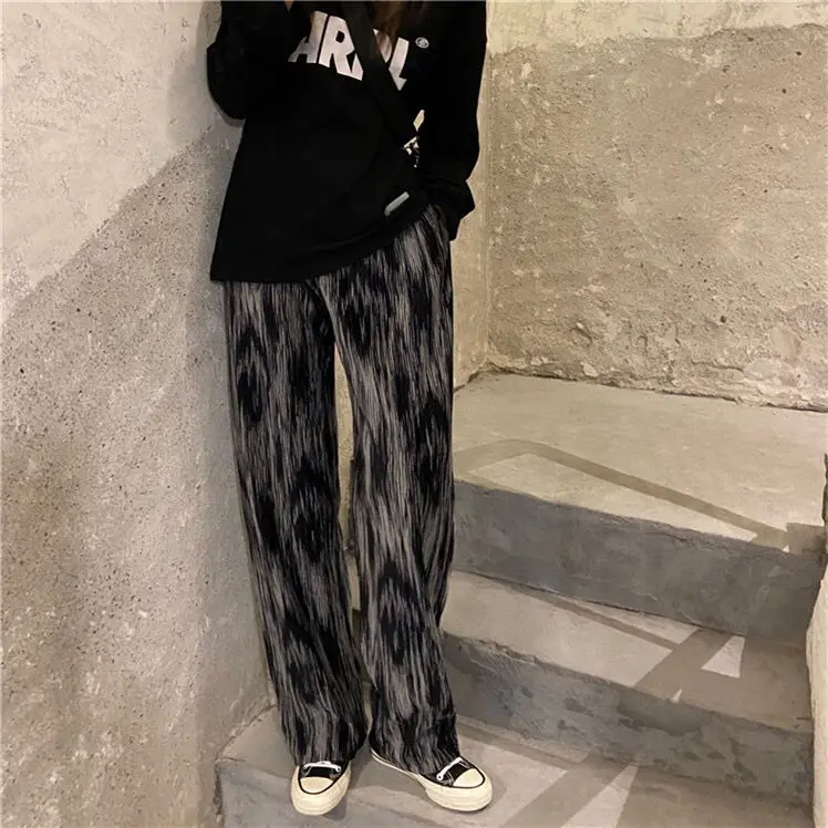 

Pants & Capris
