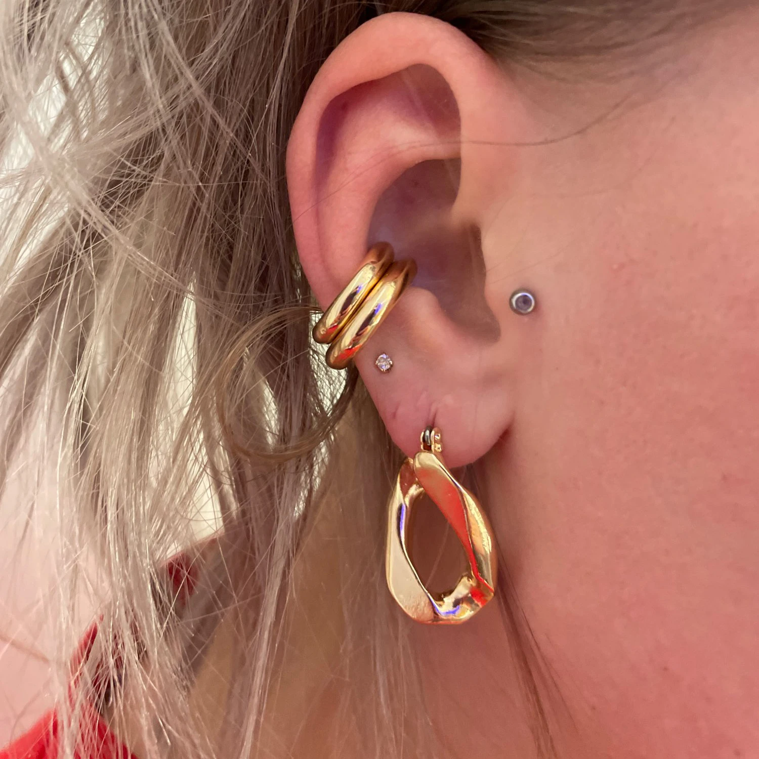 

Hot Sale Pearl Zircon Clip on Earrings Ear Cuffs Stackable Earrings for Women NO Pierced Cartilage Earring Earcuffs Accessories