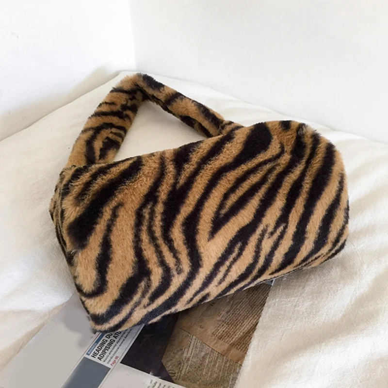 

Leopard Fur Armpit Bag Women's Fashion One Shoulder Bag Foreign Style Plush Girl's Hand Bag