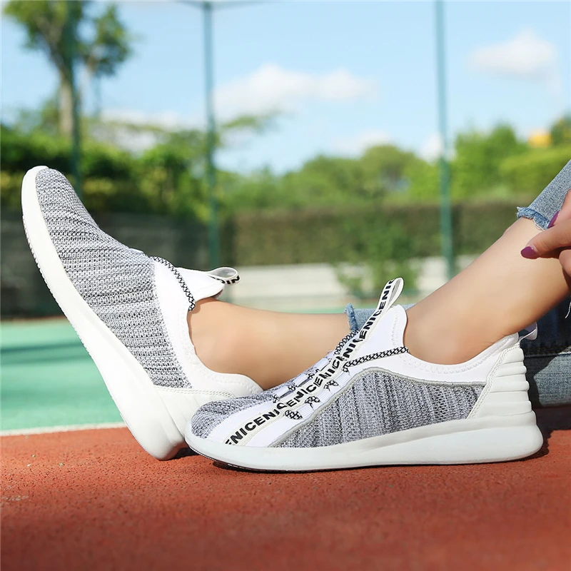 

Women Casual Shoes Fashion Breathable Walking Mesh Flat Shoes Woman White Sneakers Women 2020 Tenis Feminino Female Shoes