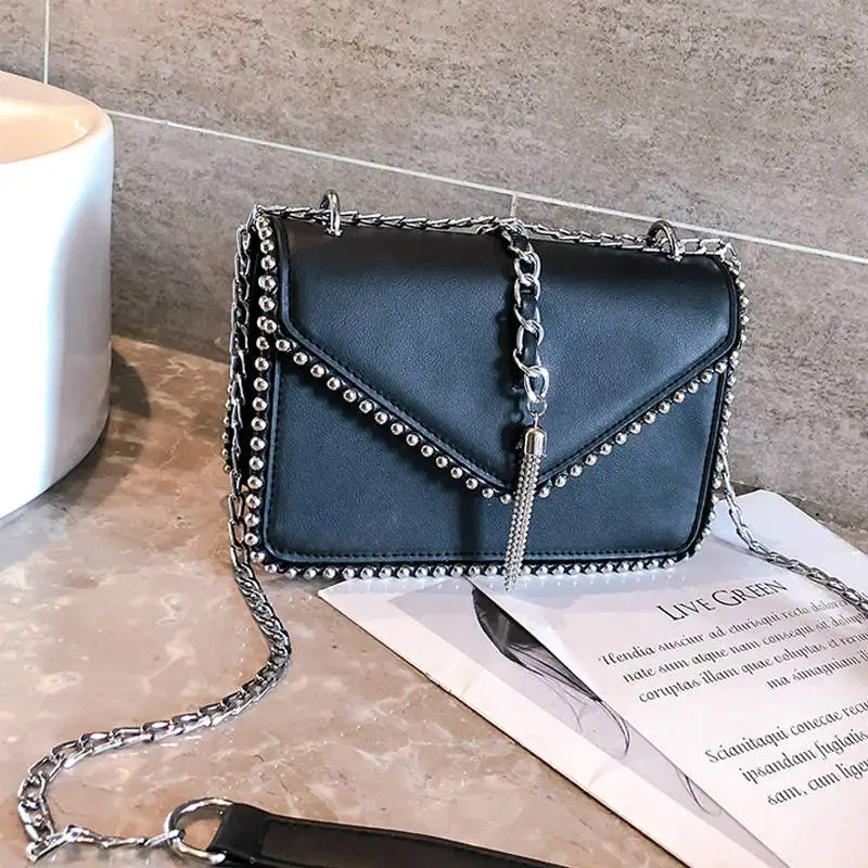 Известный бренд женские сумки 2019 Роскошные с заклепками жемчугом дизайнерская