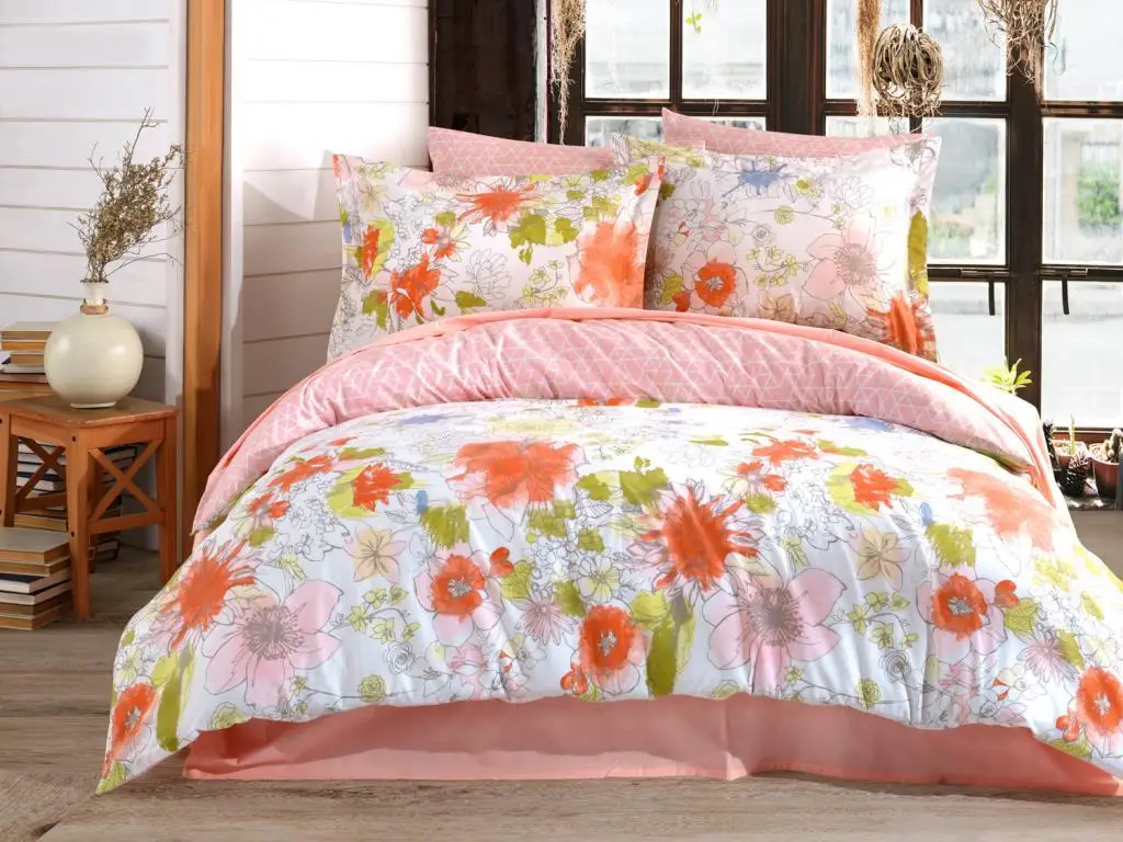

Touch of Pink 2 Padded Personality Duvet cover set