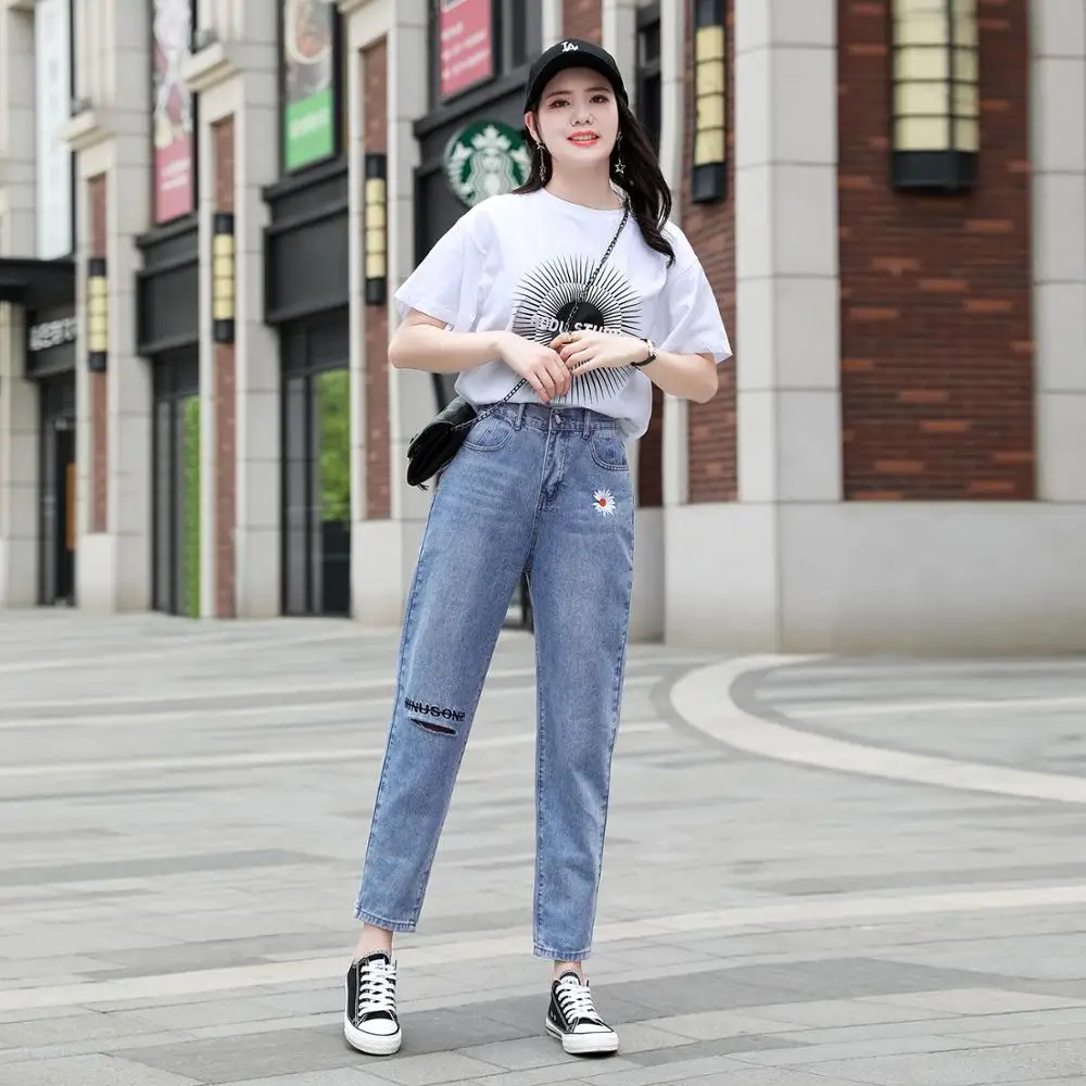 Осень зима 2020 новые джинсы с вышитой маргариткой для папы женские повседневные