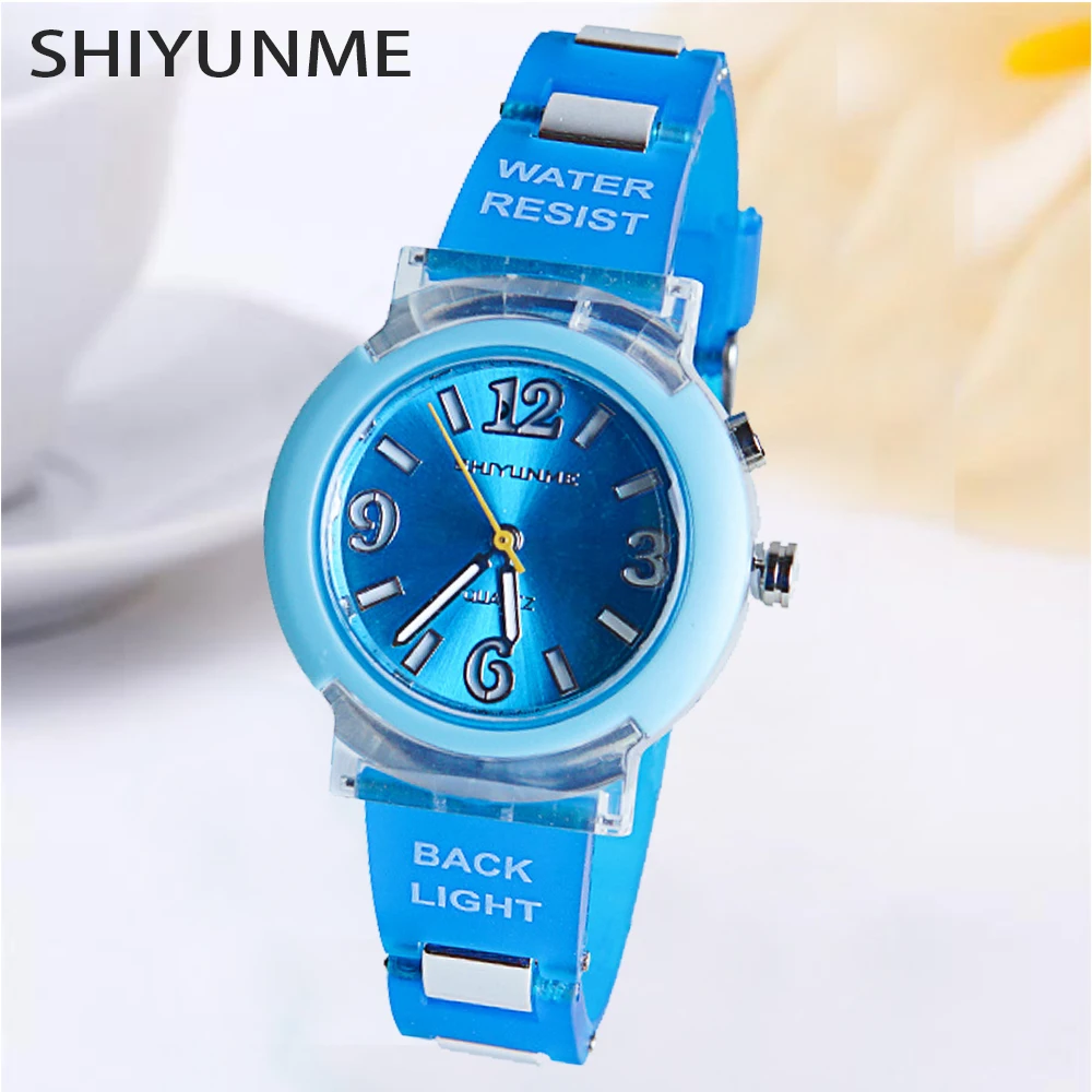 Детские светящиеся часы со светодиодной подсветкой цифровые водонепроницаемые