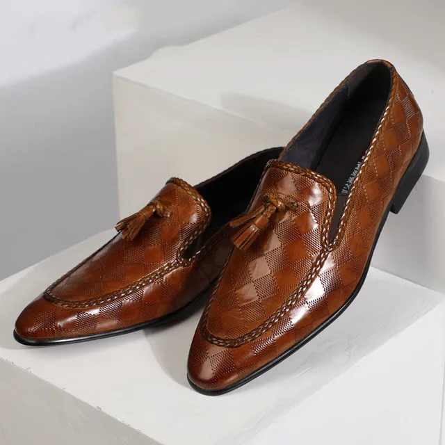 

Summer Nice Men Leather Shoes Business Dress Suit Shoes Men Brand Bullock Genuine Leather Black Slipon Tassel Wedding Mens Shoes