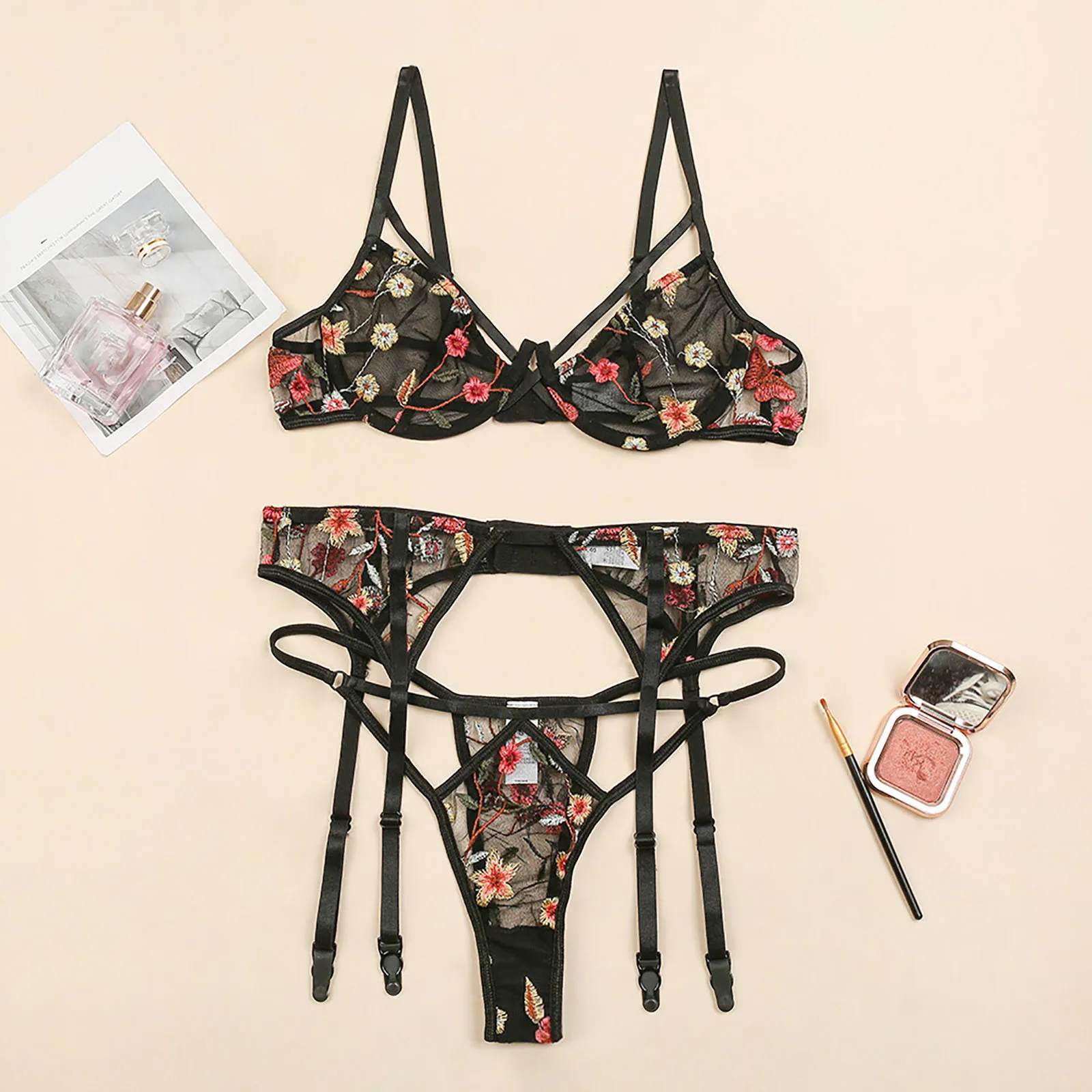 

Female Embroidery Floral Underwear Set Hollow Out Women Sexy Lace Lingerie Transparent Brief Set Porno Intimates Erotic Lingerie