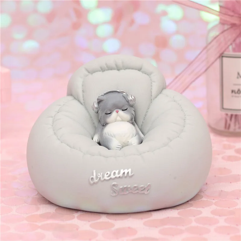 Копилка в виде кролика из полимерной смолы подарок на Новый год фигурка свиньи