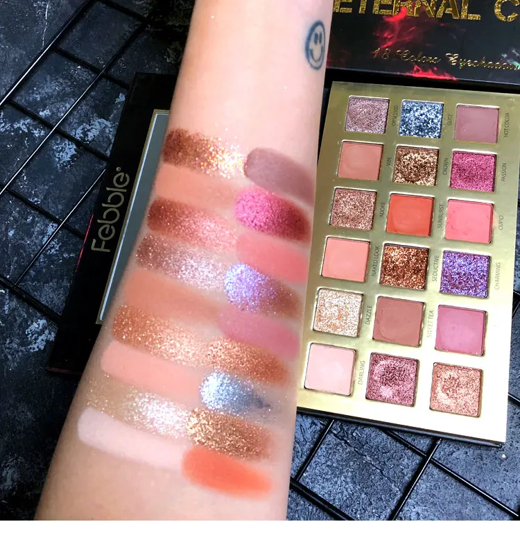 Палитра теней для век с металлическим блеском 18 цветов |