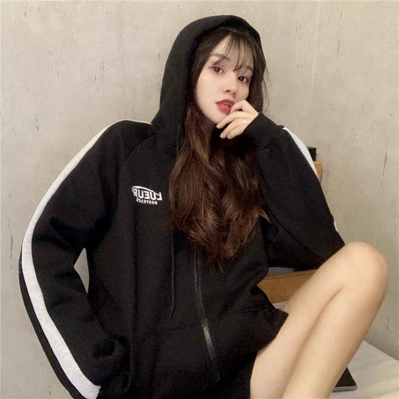 Цвет черный бежевый Толстовки с капюшоном и застежкой молнией Теплые женские